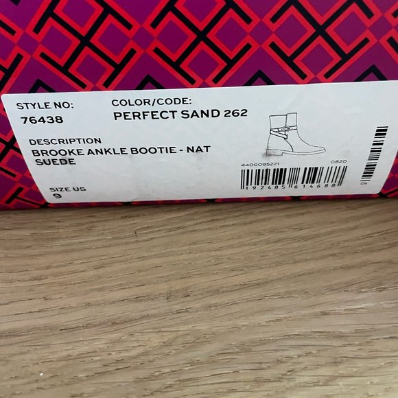 NEW Tory Burch Ankle Bootie Tan Suede 9 - Picture 7 of 7